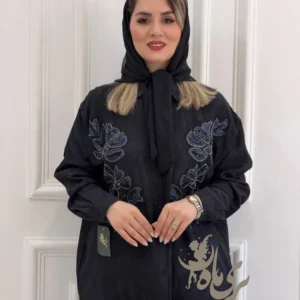 شومیز ترک جواهردوزی شده با طراحی شیک و ظریف، انتخابی برای خانم‌هایی که به خاص بودن اهمیت می‌دهند.