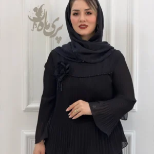 پیراهن تمام پلیسه نمای نمیه نزدیک