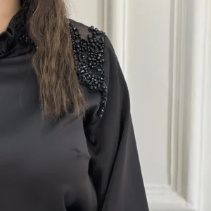 شومیز سرشانه جواهردوزی
